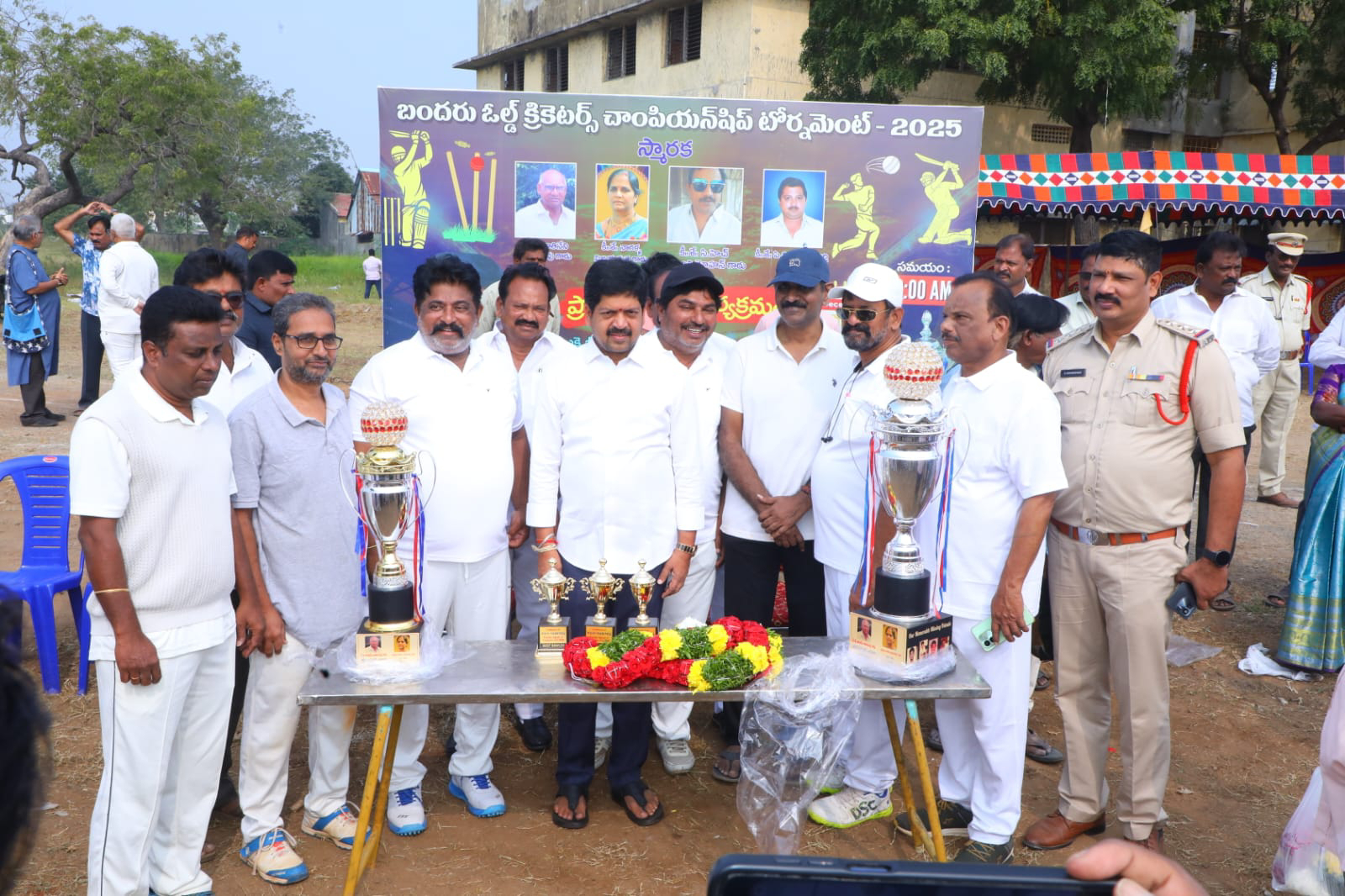 బందరును క్రీడా కేంద్రంగా మారుస్తాం: మంత్రి కొల్లు రవీంద్ర