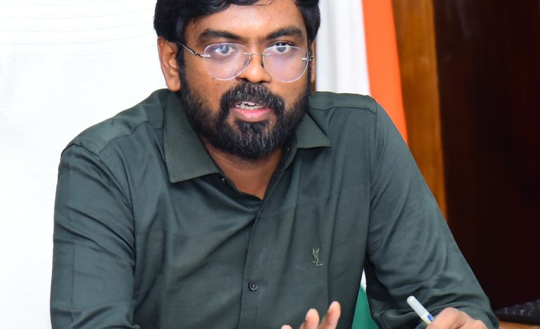 డిసెంబర్ 29వ తేదీ సోమవారం ప్రజా సమస్యల పరిష్కార వేదిక – మీకోసం నిర్వహిస్తాం.–జిల్లా కలెక్టర్ డీకే బాలాజీ