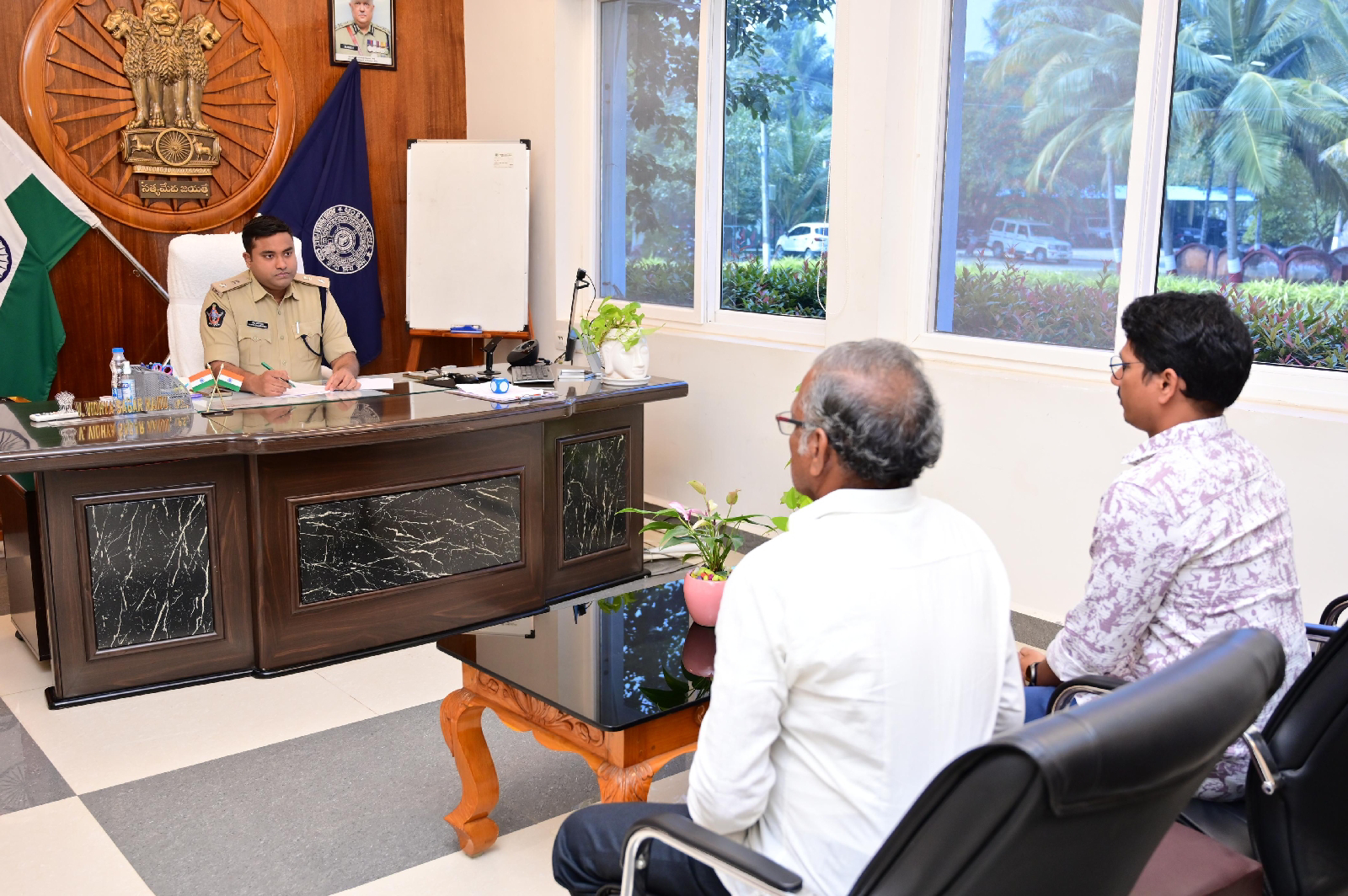 జిల్లా పోలీస్ కార్యాలయంలో మీ కోసం – ప్రజా ఫిర్యాదుల పరిష్కార వేదిక నిర్వహణ