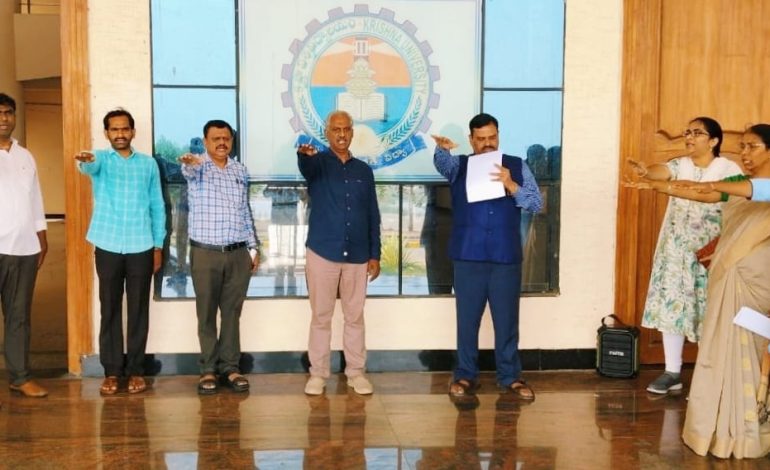 ఓటు ను స్వేచ్ఛగా వినియోగించాలి – కృష్ణా యూనివర్సిటీ విసి ఆచార్య కె రాంజీ