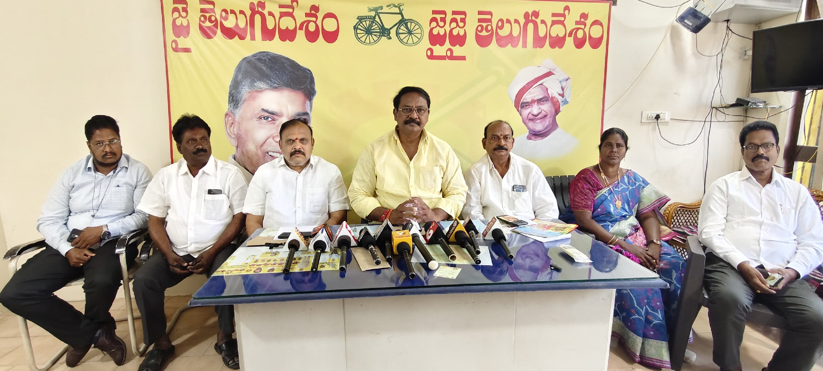 రాష్ట్ర బడ్జెట్ పై సర్వత్రా హర్షం