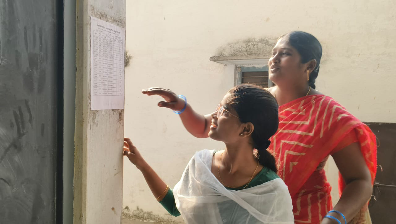 ప్రారంభమైన ఇంటర్మీడియెట్ పబ్లిక్ పరీక్షలు