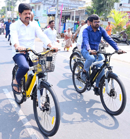 పర్యావరణ పరిరక్షణ.. ఆరోగ్యం.. సైకిళ్లతో సాధ్యం
