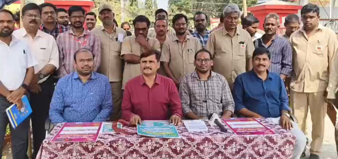 రిలయన్స్ సౌజన్యంతో రూ.20 లక్షల ఆరోగ్య భీమా పాలసీ ప్రారంభం