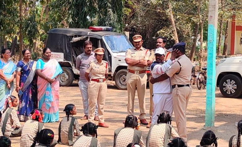 ఆత్మవిశ్వాసం సడలిన రోజే అపజయం మనల్ని ఆవహిస్తోంది – అడిషనల్ ఎస్పీ అడ్మిన్ వి.వి.నాయుడు