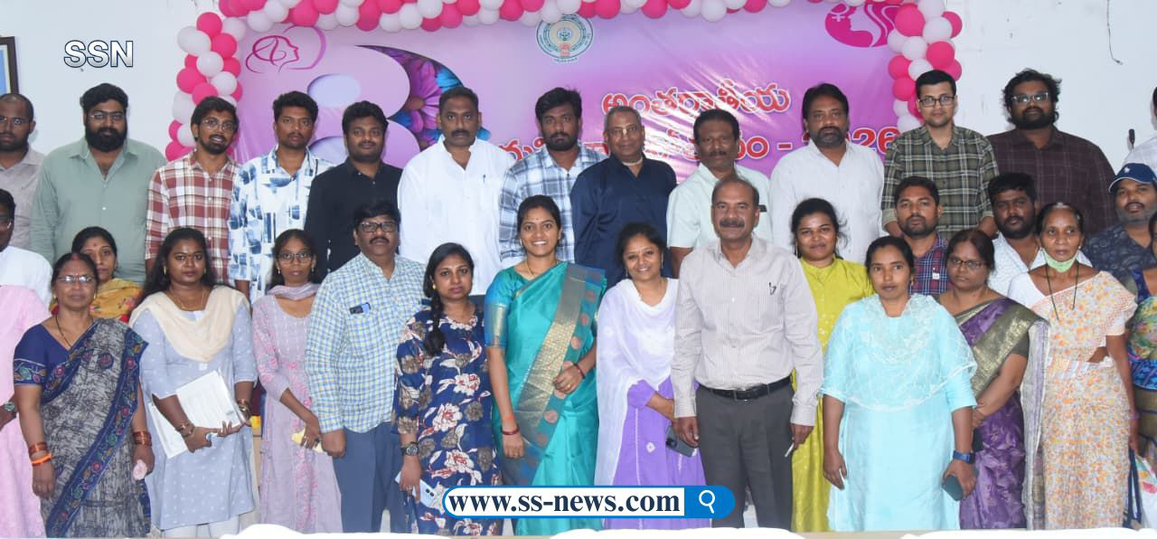 కారుణ్య నియామక పత్రాలు అందించిన జిల్లా పరిషత్ చైర్ పర్సన్ ఉప్పాల హారిక