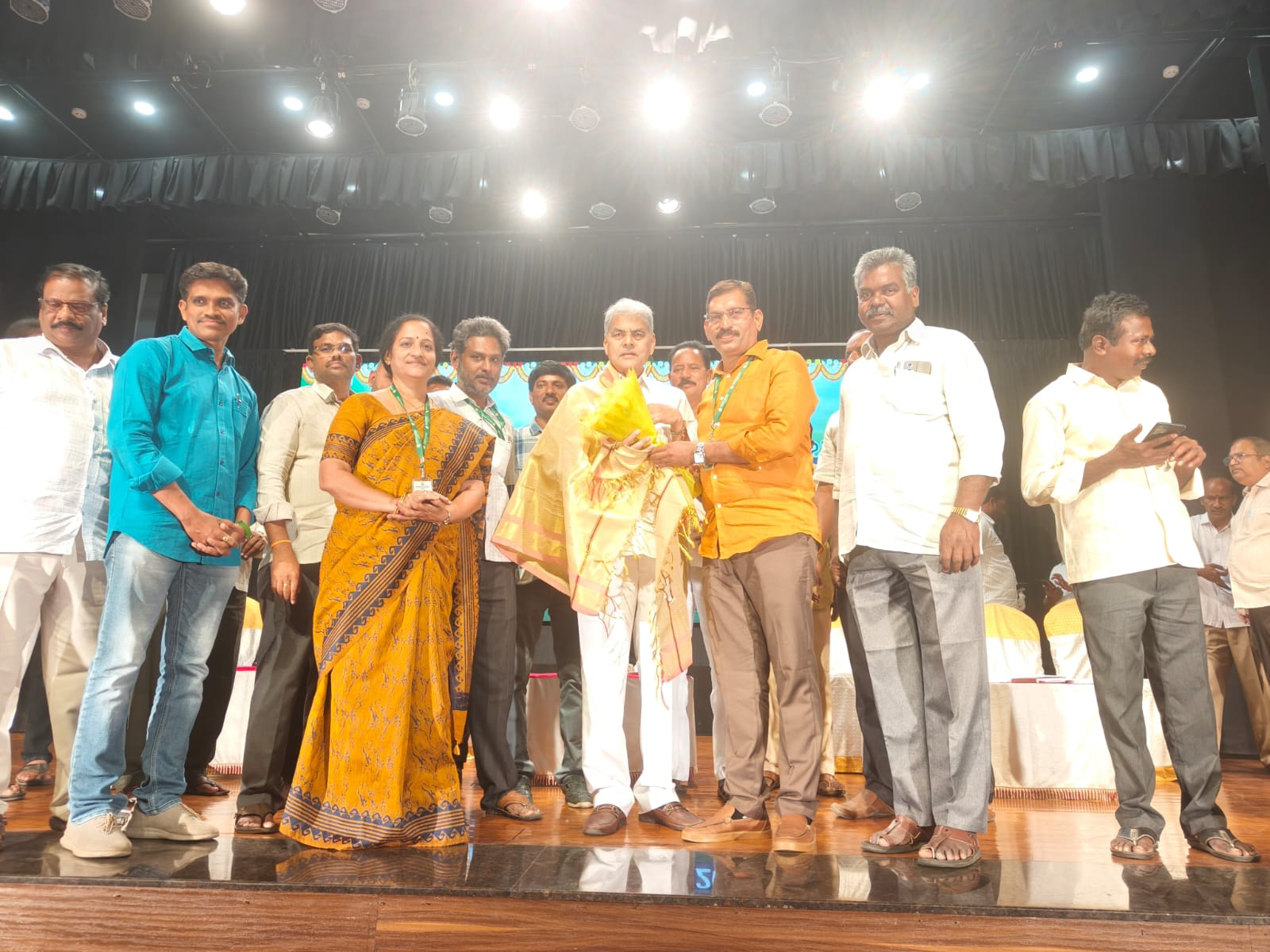 కేడీసీసీ అభివృద్ధిలో సొసైటీ చైర్మన్‌ల పాత్ర కీలకం– కేడీసీసీ బ్యాంక్ చైర్మన్, మాజీ మంత్రి నెట్టెం రఘురామ్