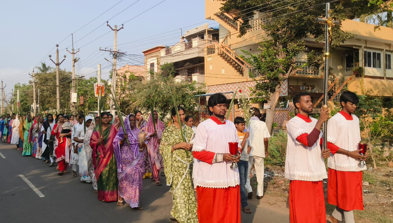 యేసు సువార్తను అనుసరించి జీవిత పరమార్ధాన్ని అలవర్చుకోవాలి