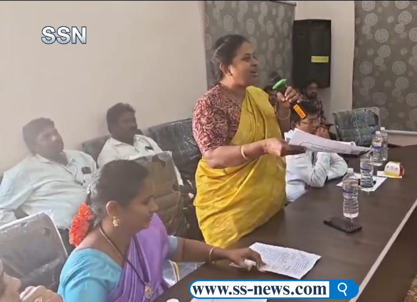 అధికారుల నిర్లక్ష్యం పై అసంతృప్తి