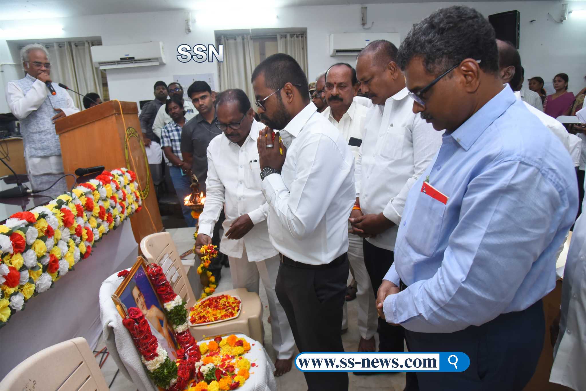 అమరజీ పొట్టి శ్రీరాములు ఆంధ్ర రాష్ట్ర ఏర్పాటు కోసం ప్రాణాన్ని అర్పించిన త్యాగశీలి — జిల్లా కలెక్టర్