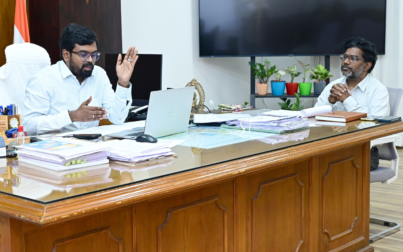 ప్రత్యేక ఇంటెన్సివ్ ఓటర్ల జాబితా సవరణ పగడ్బందీగా చేపట్టాలి –– జిల్లా కలెక్టర్