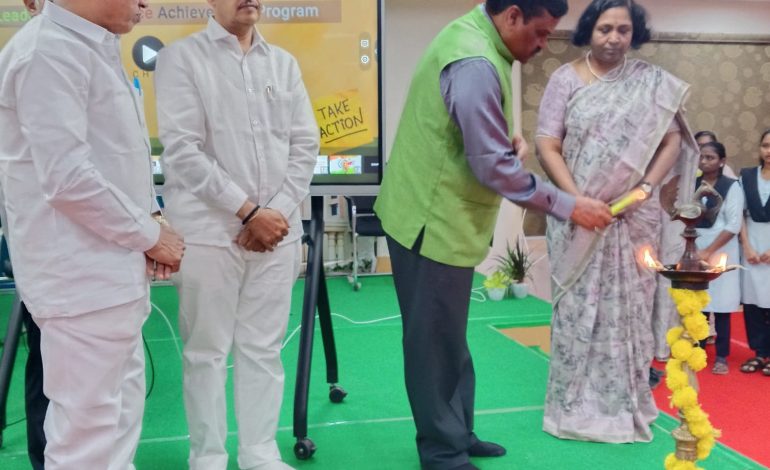 వినూత్నమైన ఆలోచనలతో ముందుకు వెళ్లాలి- కెయూ ఉపకులపతి ఆచార్య కె. రాంజీ