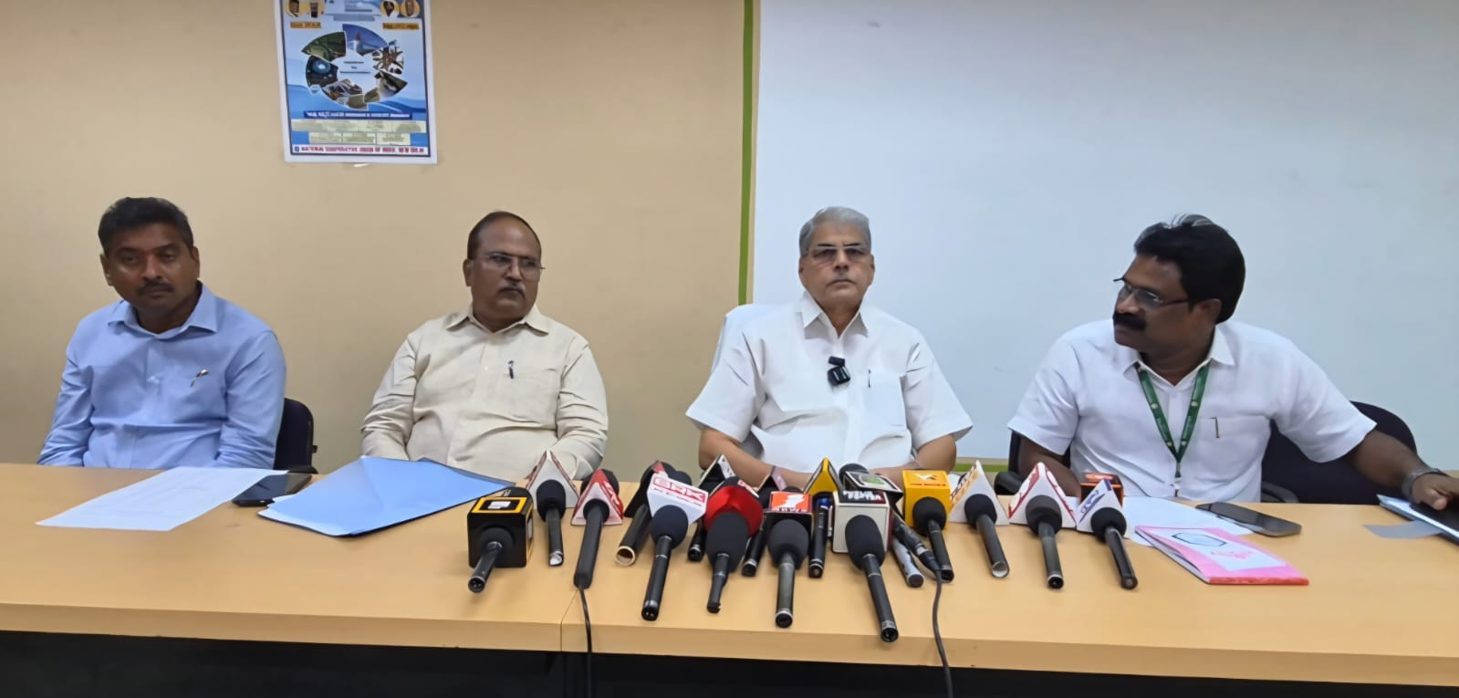 రైతు సంక్షేమమే కేడీసీసీ బ్యాంకు లక్ష్యం: కేడీసీసీ బ్యాంక్ చైర్మన్ నెట్టెం శ్రీ రఘురాం