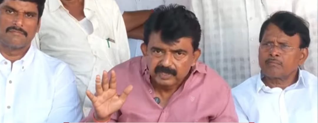 ప్ర‌జ‌ల ప‌క్షాన వైయ‌స్సార్సీపీ పోరాటం ఆపేది లేదు: కృష్ణా జిల్లా వైయ‌స్సార్సీపీ