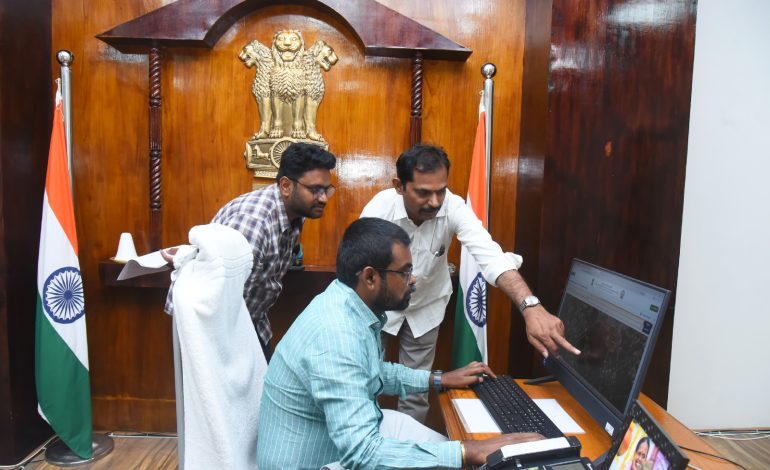 జనాభా గణన ప్రతి ఒక్కరూ సొంతంగా ఆన్లైన్ పోర్టల్ ద్వారా ఏప్రిల్ 30వ తేదీ వరకు చేసుకోవాలి : జిల్లా కలెక్టర్ డీకే బాలాజీ