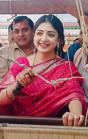 చేనేతను ఆదుకోవాలి