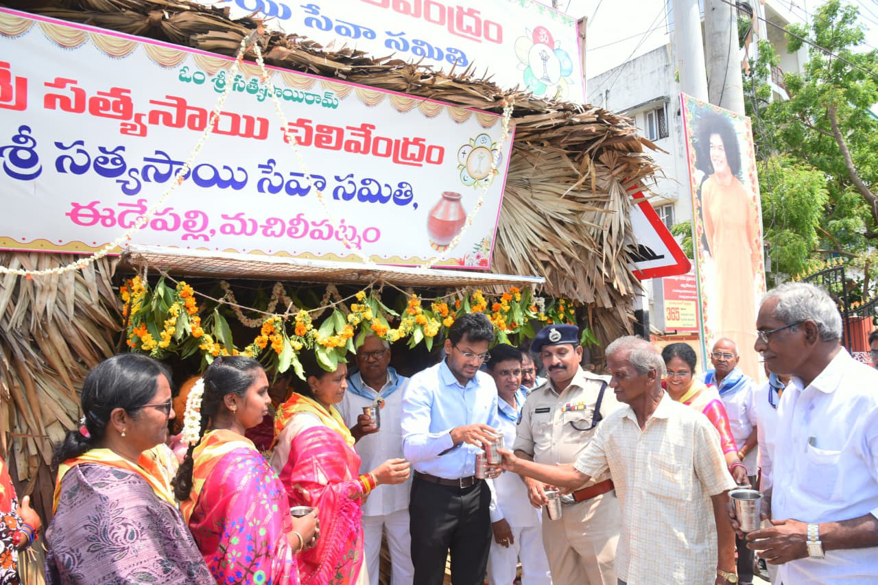 ఎండల విషయంలో ప్రజలు అత్యంత జాగ్రత్తగా ఉండాలి.!: జిల్లా ఇన్చార్జి కలెక్టర్ ఎం నవీన్