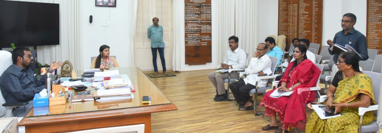 జిల్లా అభివృద్ధి పనులకు ప్రతిపాదనలు సిద్ధం చేయాలి – జిల్లా కలెక్టర్