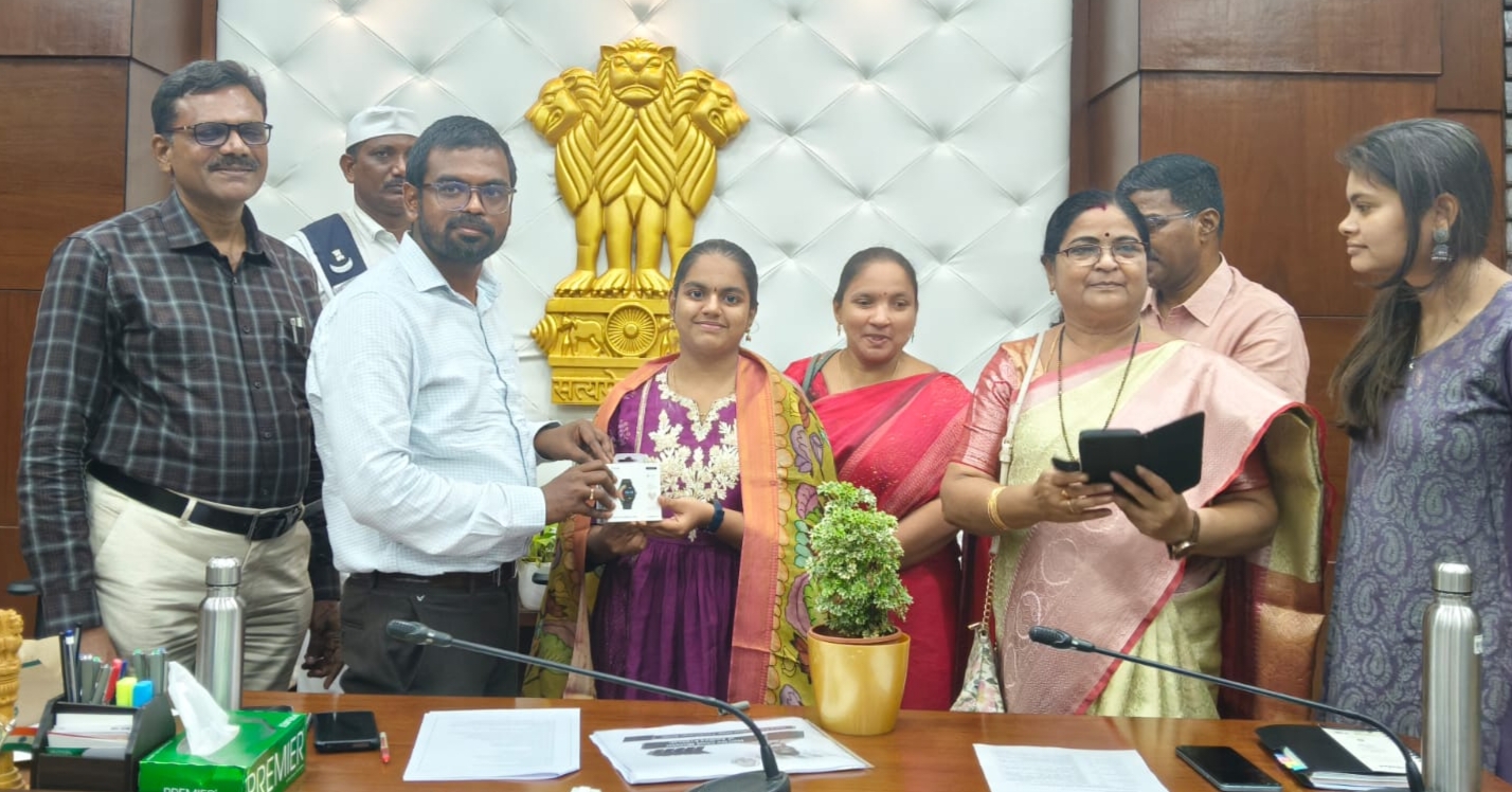 వట్టెం అక్షిత ఎస్ ఎస్ సి పరీక్ష ఫలితాలలో జిల్లా ఫస్ట్