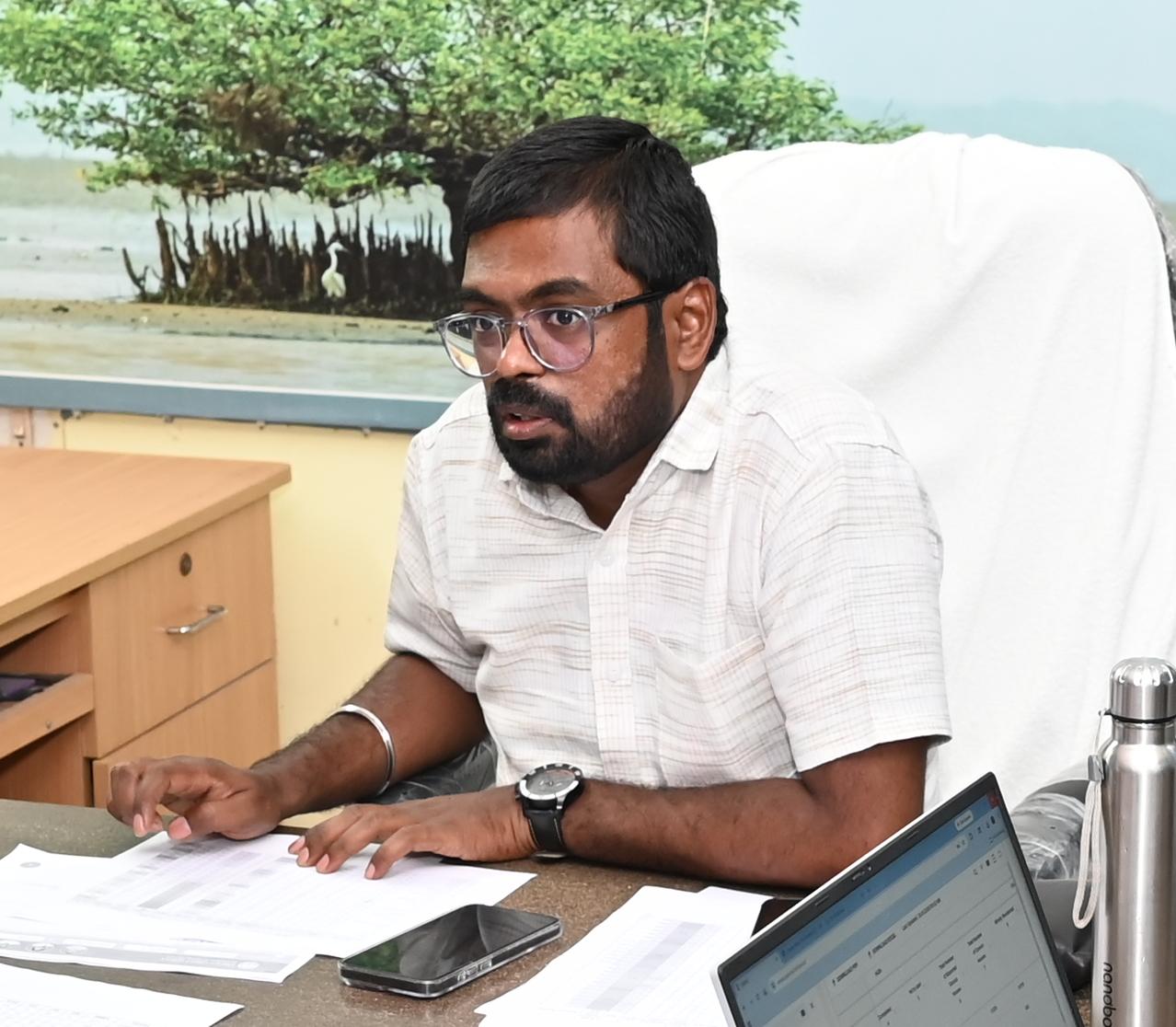 అనుమతి లేని తవ్వకాలు జరపరాదు…. జిల్లా కలెక్టర్ డీకే బాలాజీ