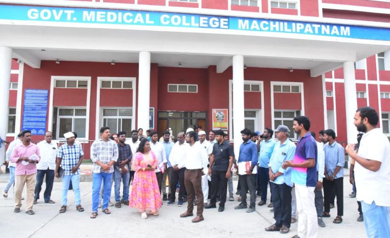 మచిలీపట్నం ప్రభుత్వ వైద్య కళాశాల భవన నిర్మాణ పనులను త్వరితగతిన పూర్తి చేయాలి – జిల్లా కలెక్టర్ డీకే బాలాజి