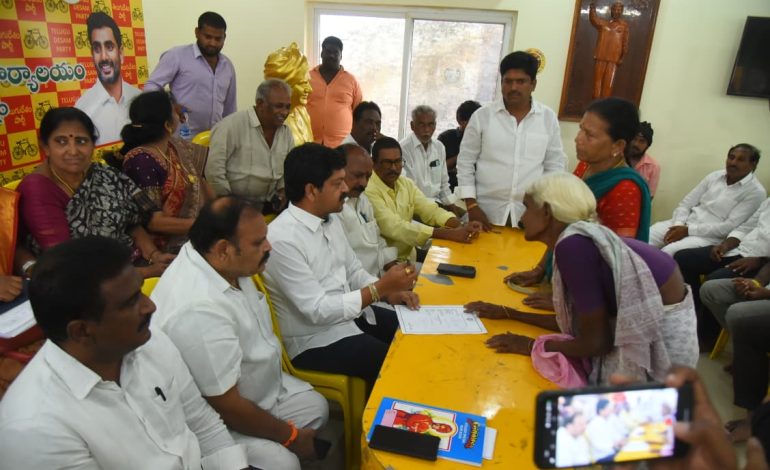 ప్రజా సమస్యల పరిష్కారానికి ప్రభుత్వం కట్టుబడి ఉంది – మంత్రి కొల్లు రవీంద్ర