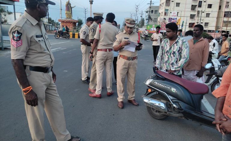 రోడ్డు ప్రమాదాల నివారణే లక్ష్యం.. నిత్యం డ్రంక్ అండ్ డ్రైవ్ తనిఖీలు