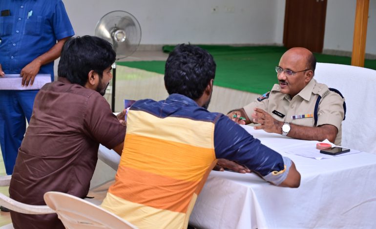 ప్రతి ఫిర్యాదును చట్ట పరిధిలో విచారణ జరిపి పరిష్కారం అందిస్తాం – అడిషనల్ ఎస్పీ అడ్మిన్ వి.వి నాయుడు