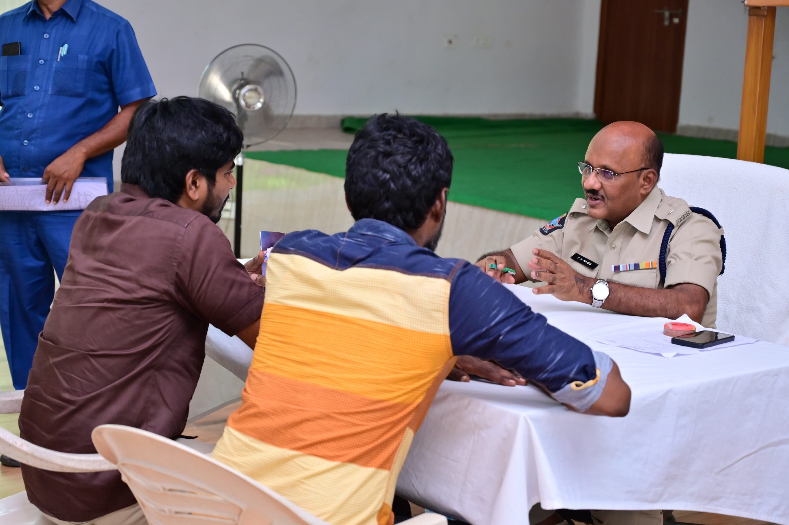 ప్రతి ఫిర్యాదును చట్ట పరిధిలో విచారణ జరిపి పరిష్కారం అందిస్తాం – అడిషనల్ ఎస్పీ అడ్మిన్ వి.వి నాయుడు