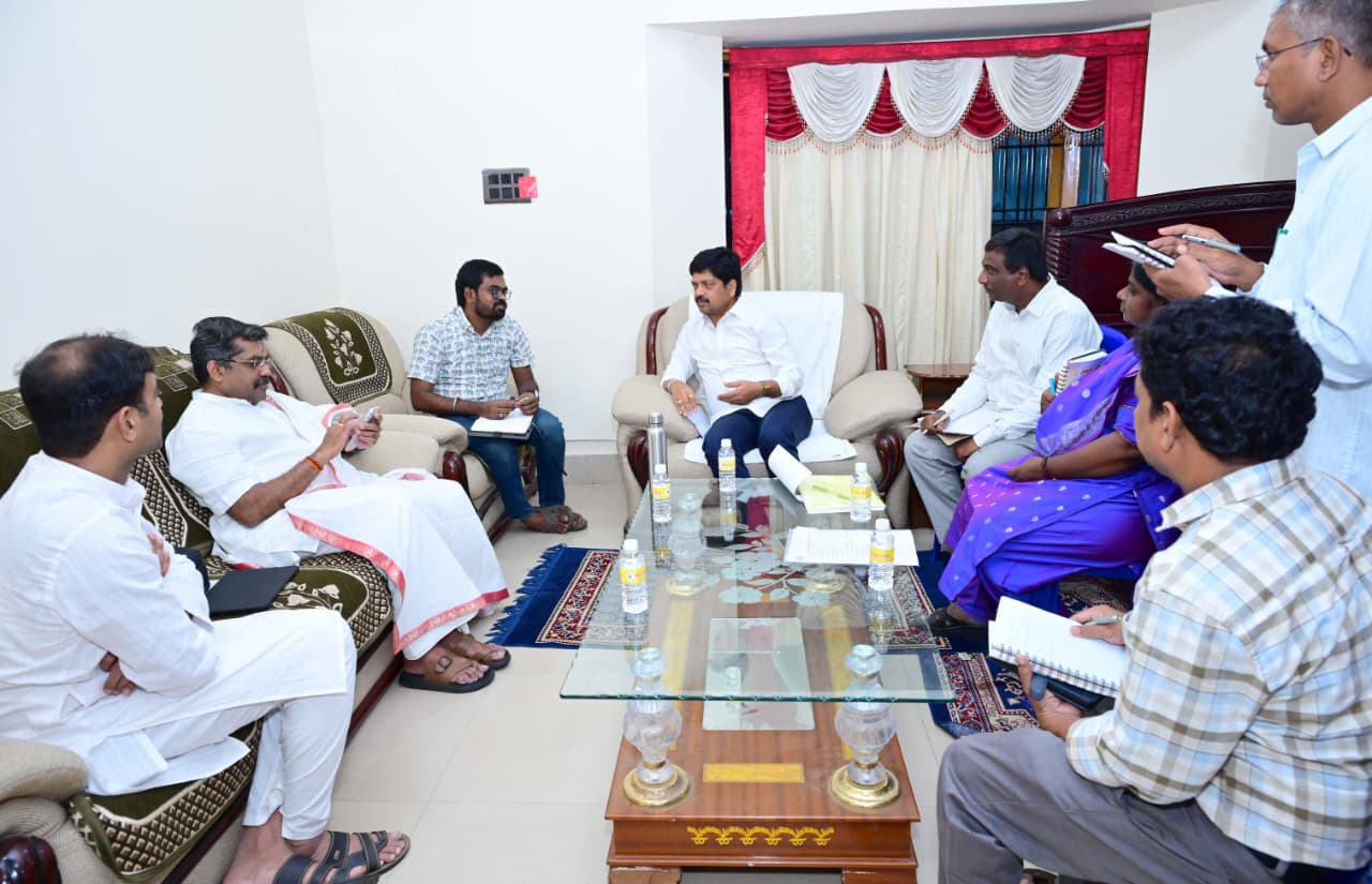 తీర ప్రాంత గ్రామాల్లో తాగునీటి సౌకర్యాల కల్పనకు ఆర్ట్ ఆఫ్ లివింగ్ ముందుకు