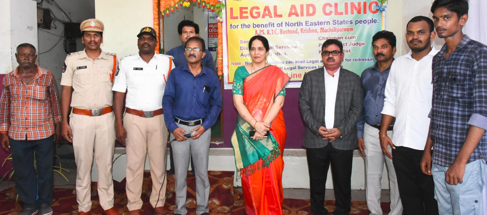 మచిలీపట్నం ఆర్టీసీ బస్టాండ్ లో న్యాయ సహాయ క్లినిక్ ప్రారంభం