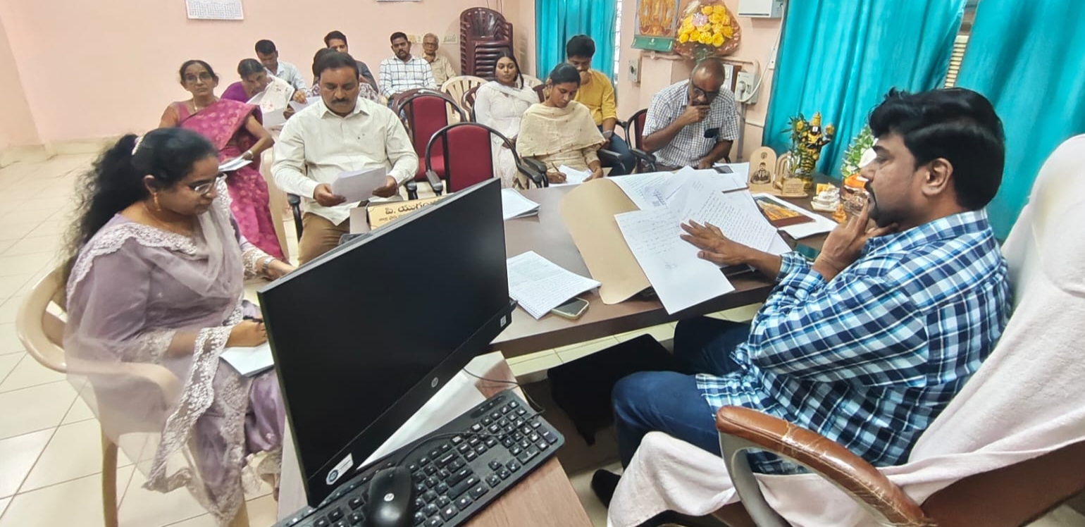 మాతా–శిశు మరణాల నివారణకు సమన్వయంతో పనిచేయాలి….. జిల్లా వైద్య ఆరోగ్య అధికారి డాక్టర్ పి. యుగంధర్