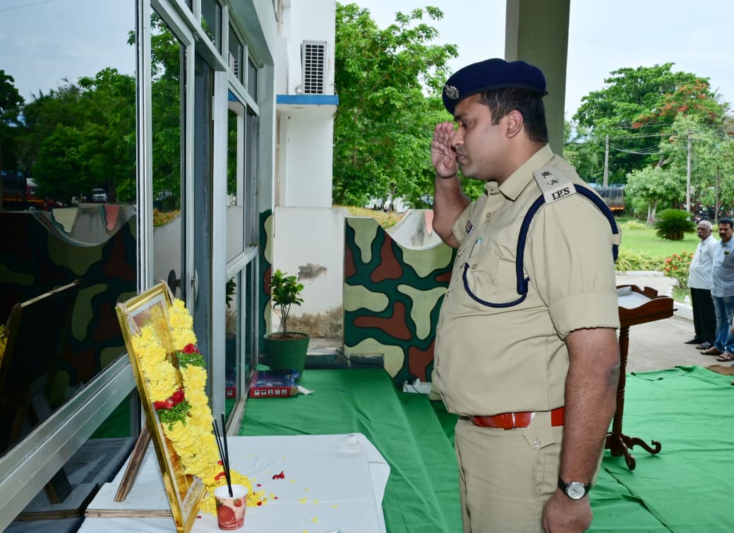 మన్యం వీరుడు అల్లూరి సీతారామరాజు జయంతి… ఘన నివాళులు అర్పించిన జిల్లా ఎస్పీ వి విద్యాసాగర్ నాయుడు