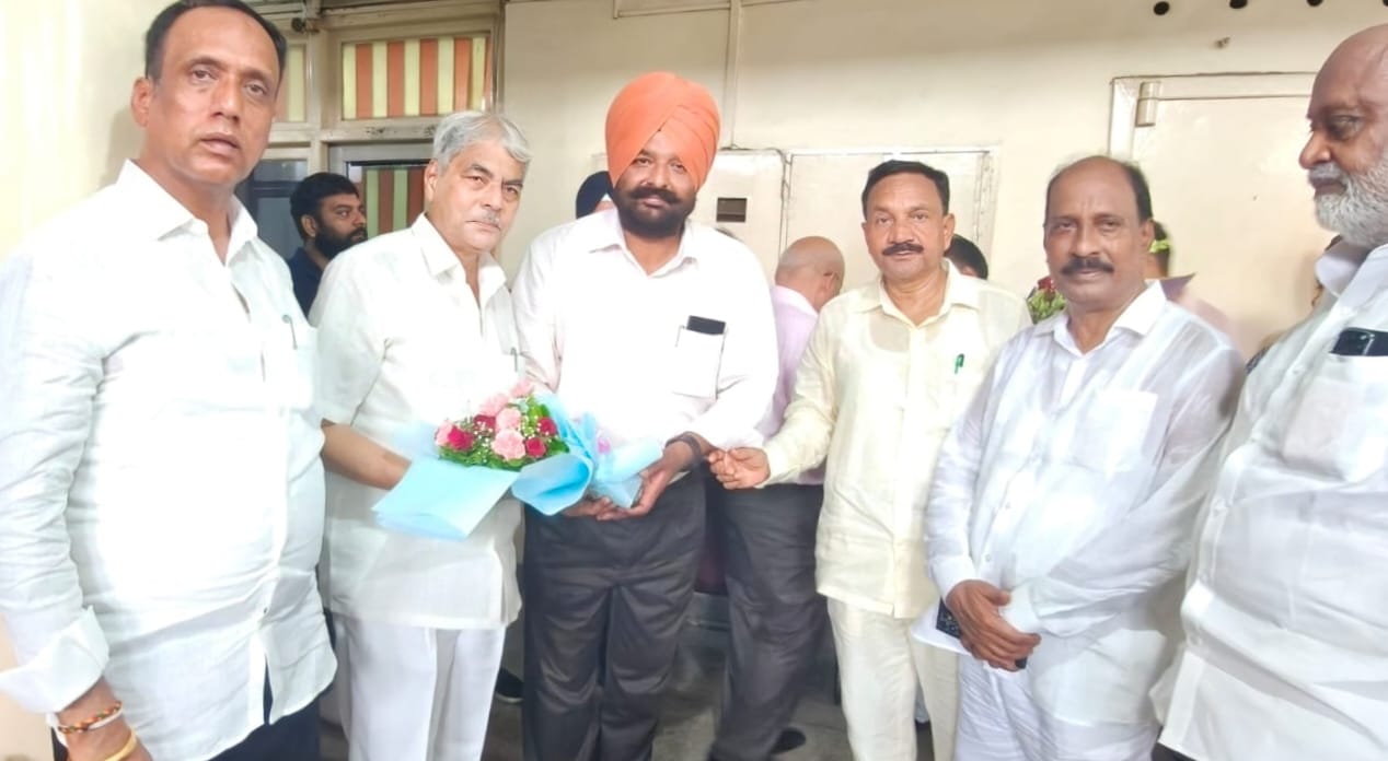 సహకార బ్యాంకింగ్‌లో ఉత్తమ విధానాల అధ్యయనానికి అమృత్‌సర్ పర్యటనలో మాజీ మంత్రి, కృష్ణా డీసీసీ బ్యాంక్ చైర్మన్ నెట్టెం శ్రీ రఘురామ్
