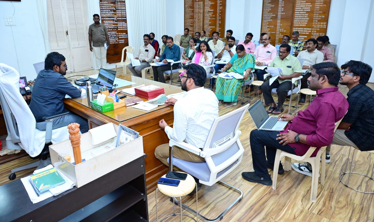 కొల్లేరు వన్యప్రాణి అభయారణ్యానికి ఎకో సెన్సిటివ్ జోన్‌కు ప్రతిపాదనలు సిద్ధం చేయాలి: జిల్లా కలెక్టర్ డీకే బాలాజి
