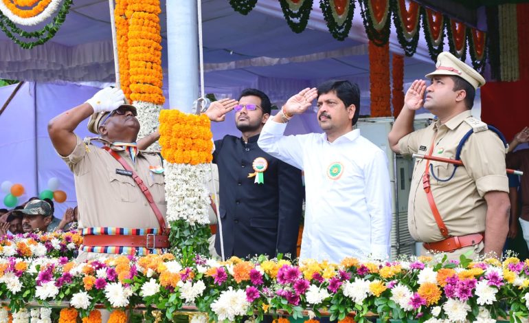 ప్రజా సంక్షేమమే లక్ష్యంగా.. అభివృద్ధి పథంలో కృష్ణా జిల్లా : మంత్రి కొల్లు రవీంద్ర