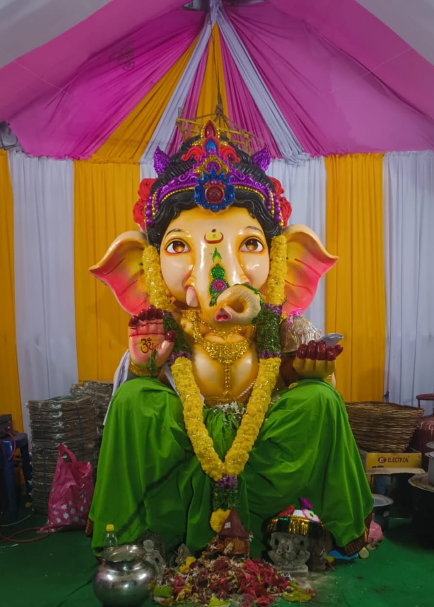 ఇంగ్లీష్ పాలెం/బచ్చుపేటలో ఘనంగా అన్నదాన కార్యక్రమం