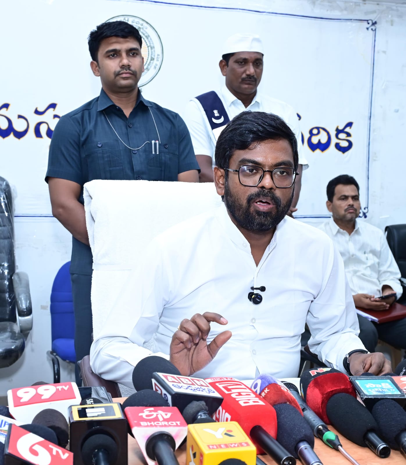 కృష్ణా జిల్లాలోని 3 మున్సిపాలిటీలకు స్థానిక ఎన్నికలు