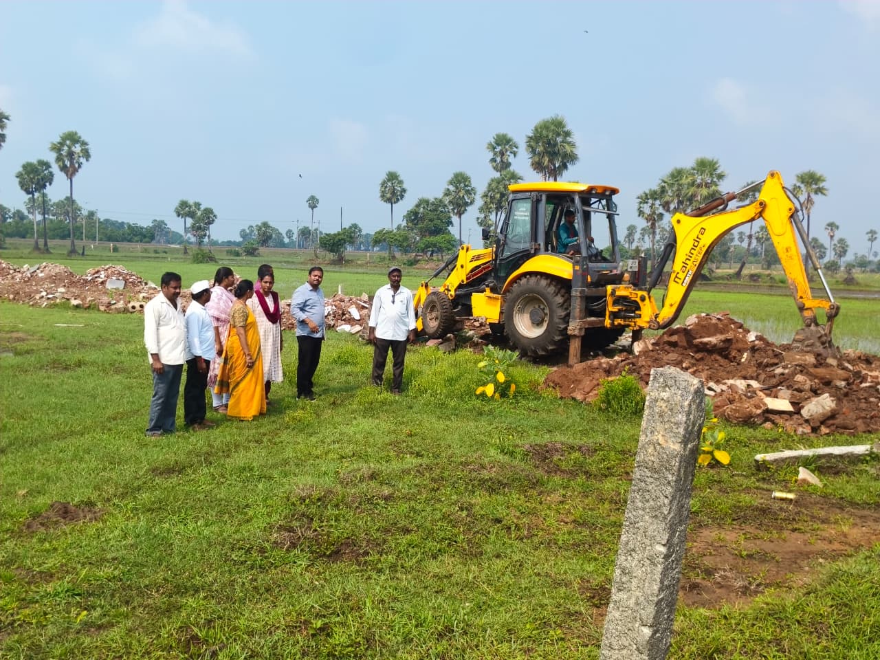 పోతిరెడ్డిపాలెంలో అనధికార లేఅవుట్లపై ‘ముడా’ ఉక్కుపాదం