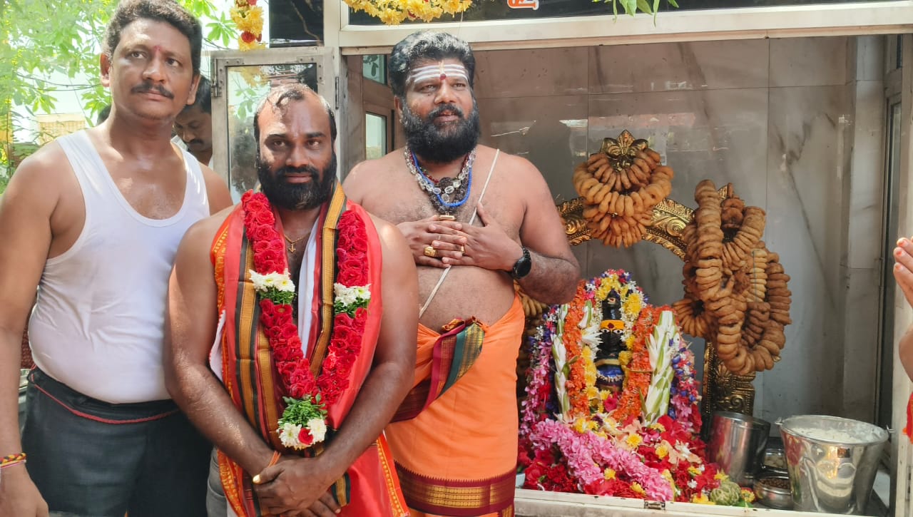 కాలభైరవ స్వామికి అమావాస్య ప్రత్యేక పూజలు