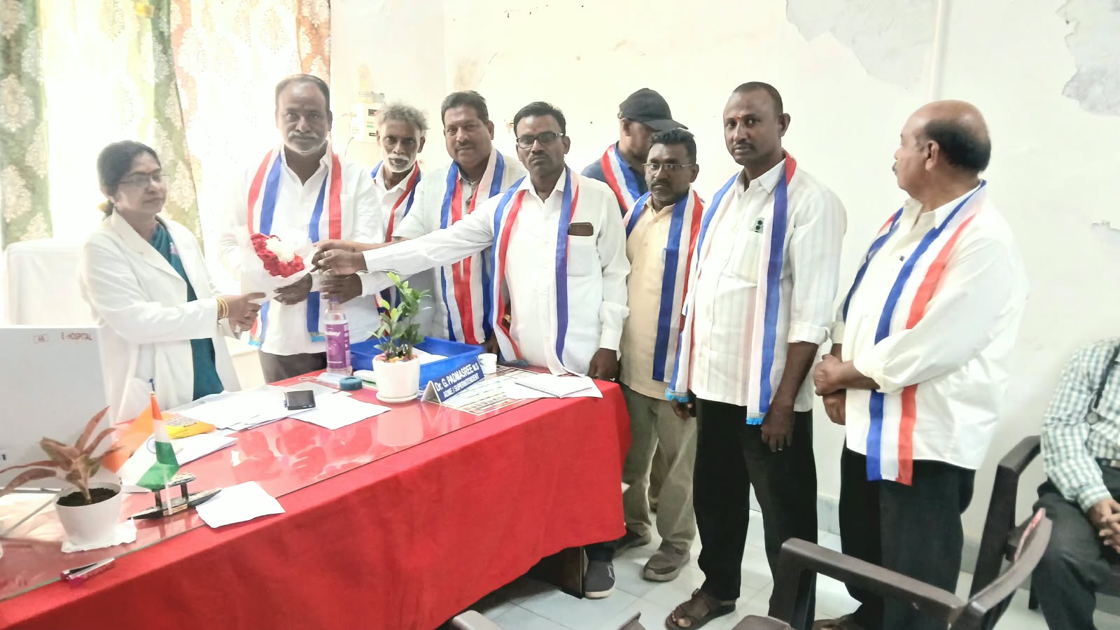 మచిలీపట్నం సర్వజన ఆసుపత్రి సూపరింటెండెంట్ డాక్టర్ పద్మశ్రీ కి బిసి సంక్షేమ సంఘం అభినందనలు